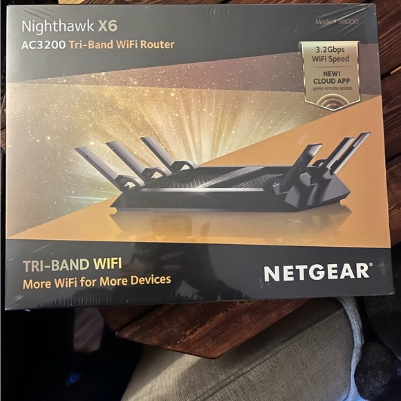Netgear internet router - Picture 1 of 4